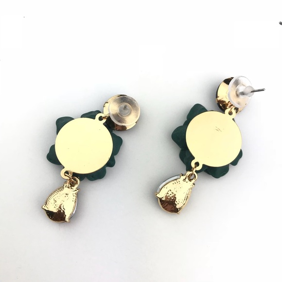 “Valentina” Flower Drop Statement Earrings - Picture 3 of 3